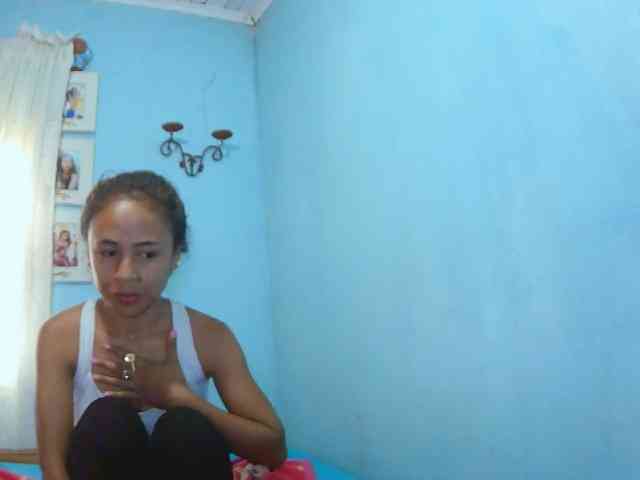 Reinewallashy3 webcam