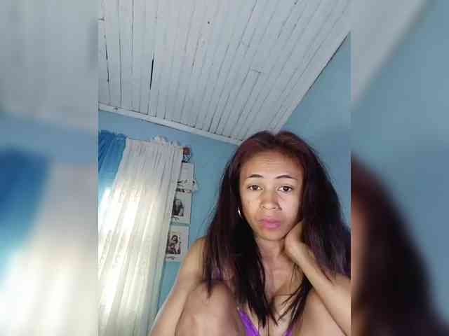 Reinewallashy3 webcam