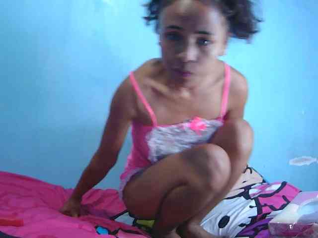 Reinewallashy3 webcam