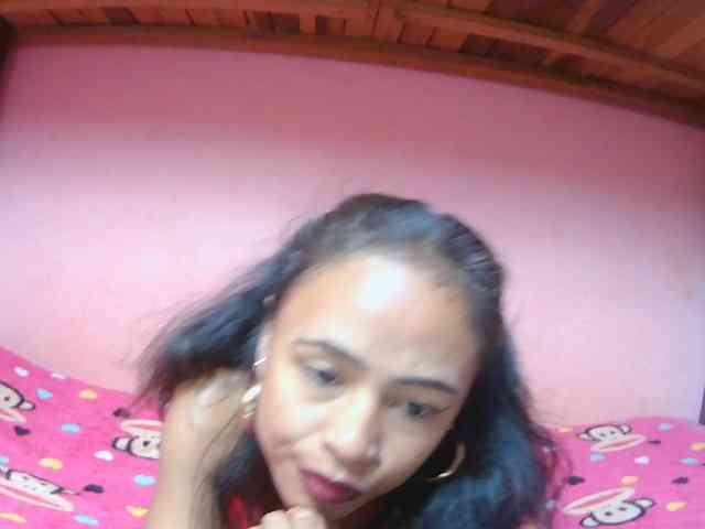 Reinewallashy3 webcam