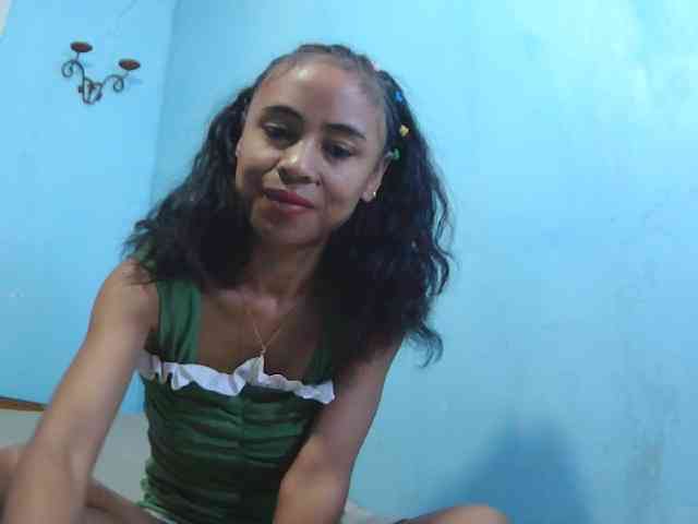 Reinewallashy3 webcam