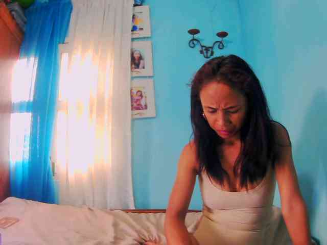 Reinewallashy3 webcam