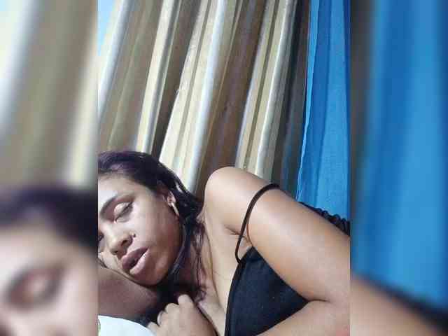 Reinewallashy3 webcam