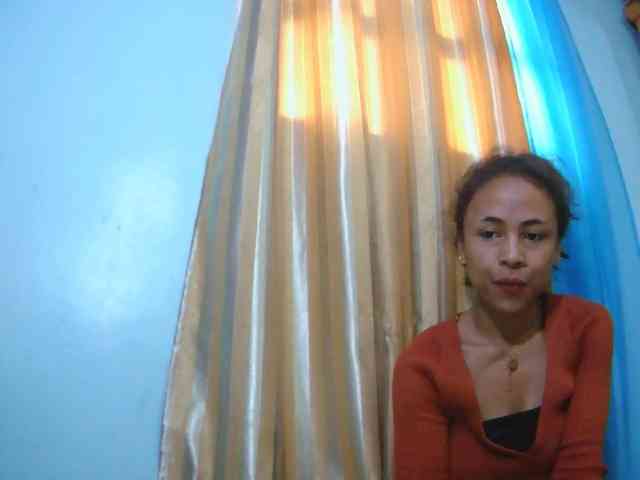 Reinewallashy3 webcam