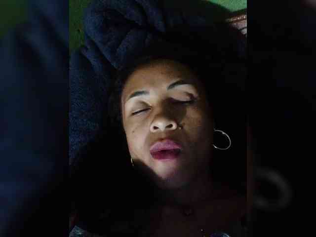 Reinewallashy3 webcam