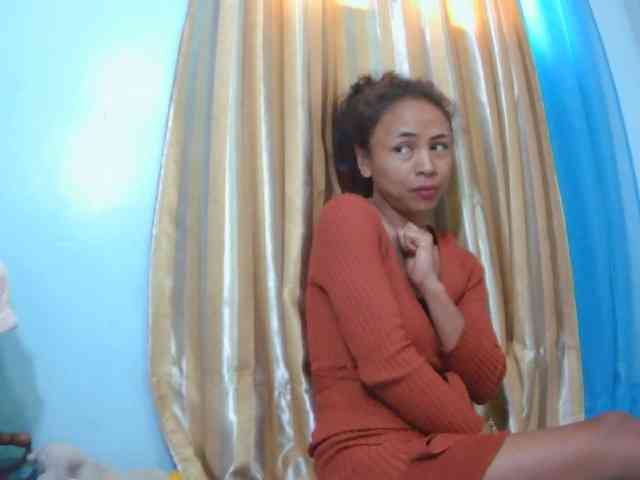 Reinewallashy3 webcam