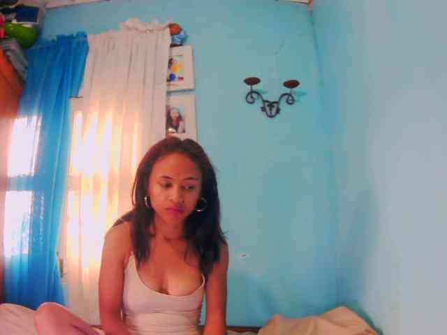 Reinewallashy3 webcam