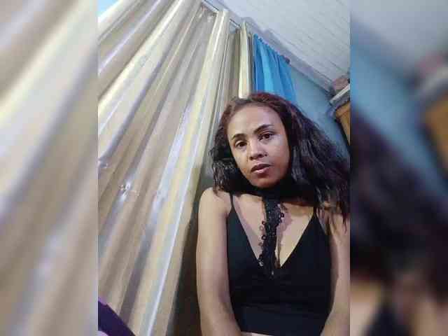 Reinewallashy3 webcam