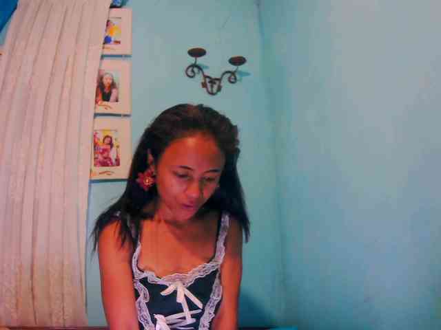 Reinewallashy3 webcam