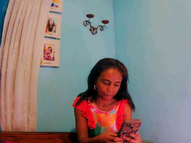 Reinewallashy3 webcam