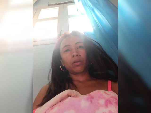 Reinewallashy3 webcam