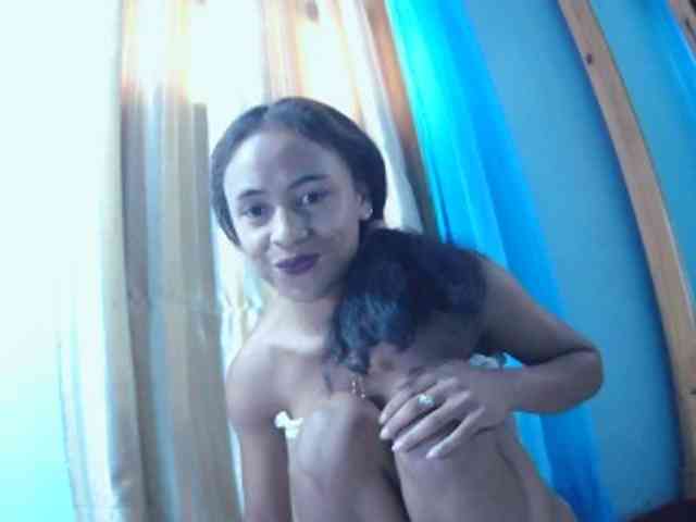 Reinewallashy3 webcam