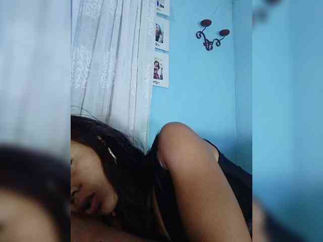 Reinewallashy3 webcam