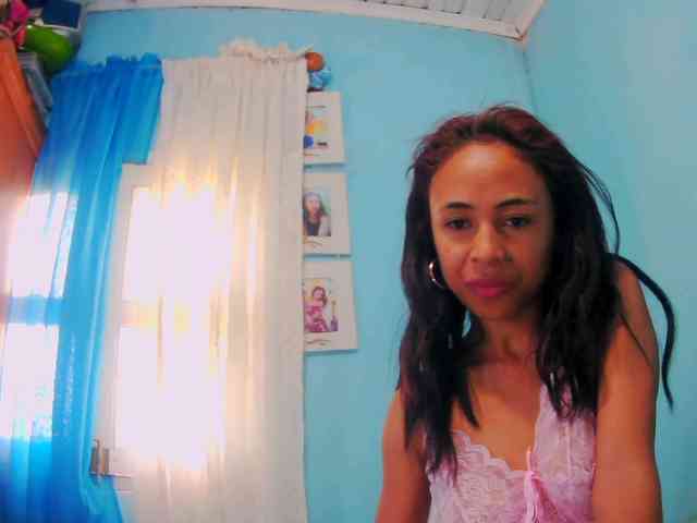 Reinewallashy3 webcam