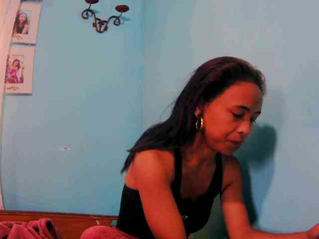 Reinewallashy3 webcam