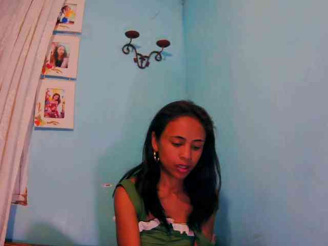 Reinewallashy3 webcam