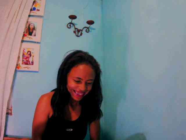 Reinewallashy3 webcam