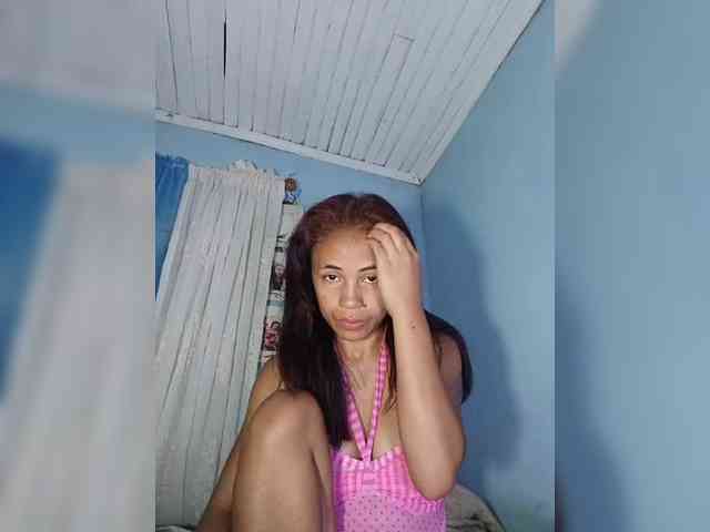 Reinewallashy3 webcam