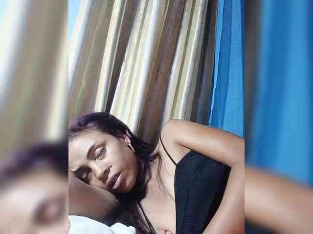 Reinewallashy3 webcam