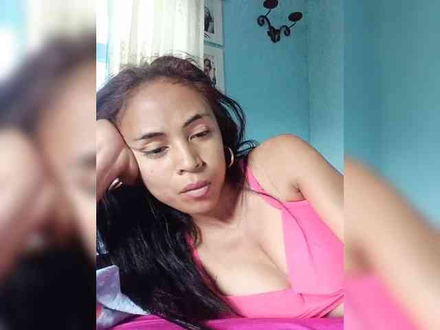 Reinewallashy3 webcam