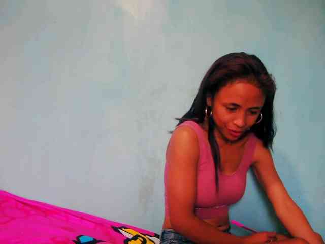 Reinewallashy3 webcam