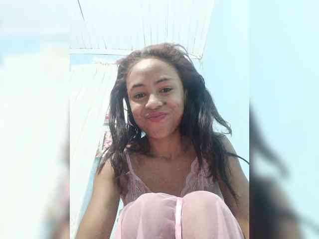 Reinewallashy3 webcam