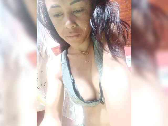 Reinewallashy3 webcam