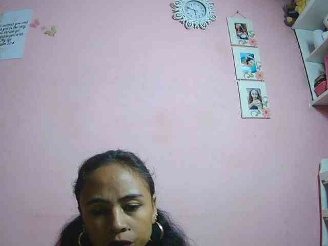 Reinewallashy3 webcam