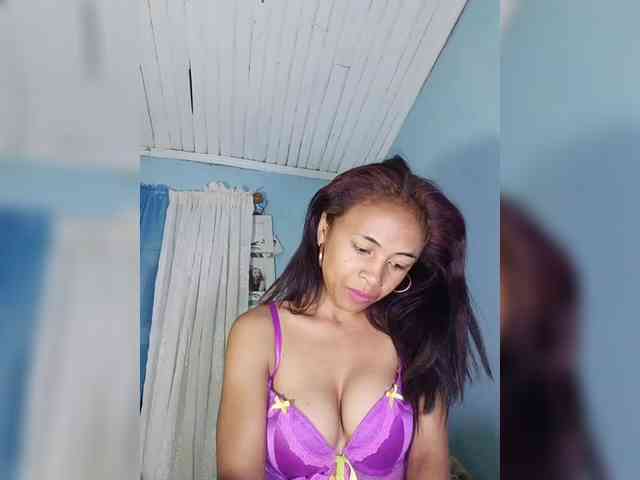 Reinewallashy3 webcam