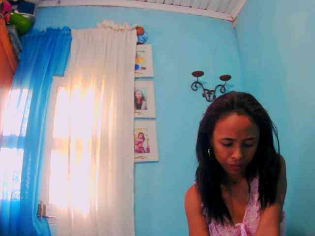 Reinewallashy3 webcam