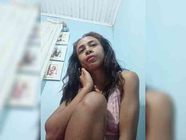 Reinewallashy3 webcam