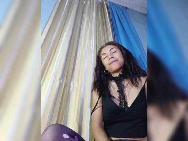 Reinewallashy3 webcam