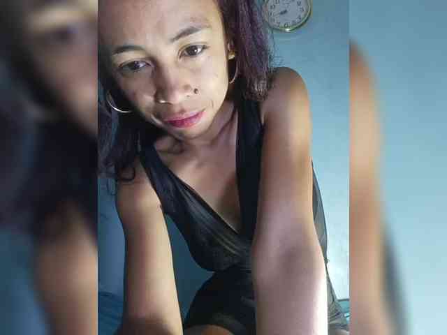 Reinewallashy3 webcam