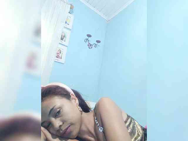 Reinewallashy3 webcam