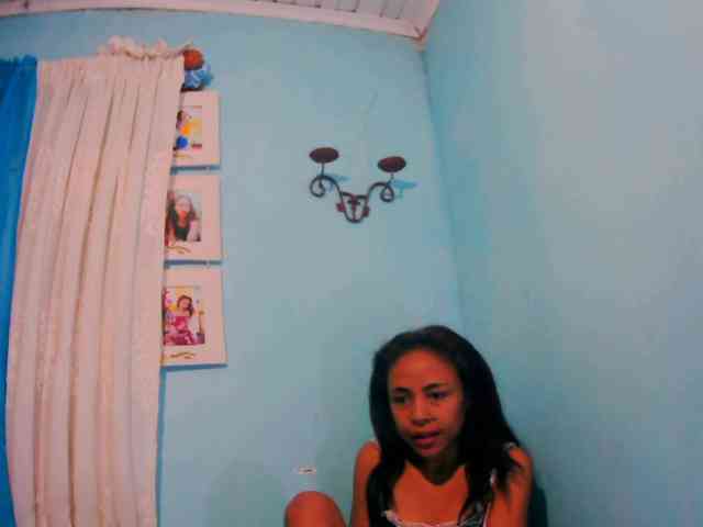 Reinewallashy3 webcam