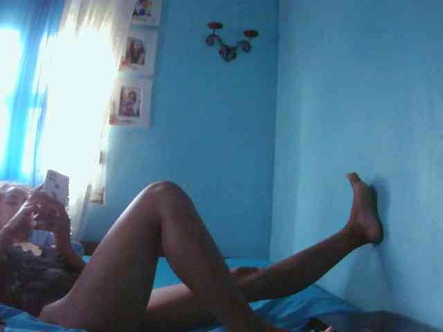 Reinewallashy3 webcam