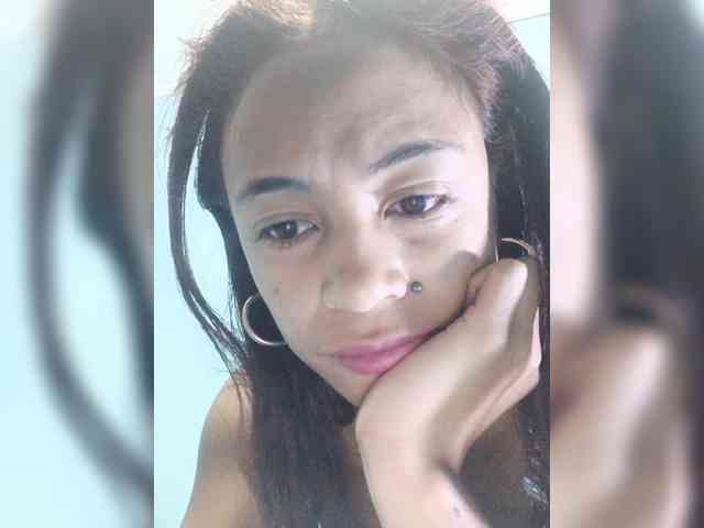 Reinewallashy3 webcam