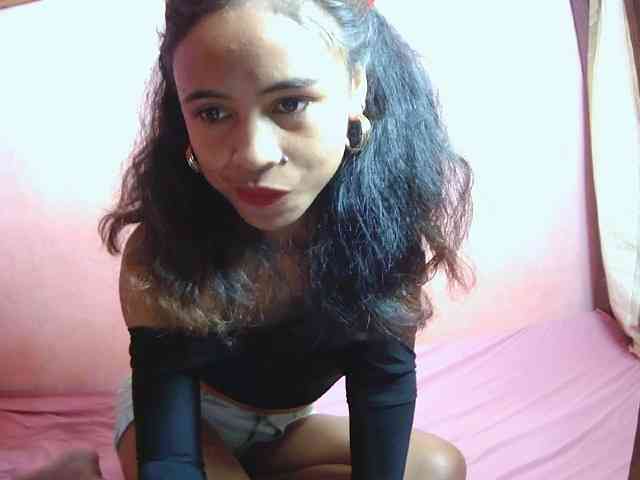 Reinewallashy3 webcam