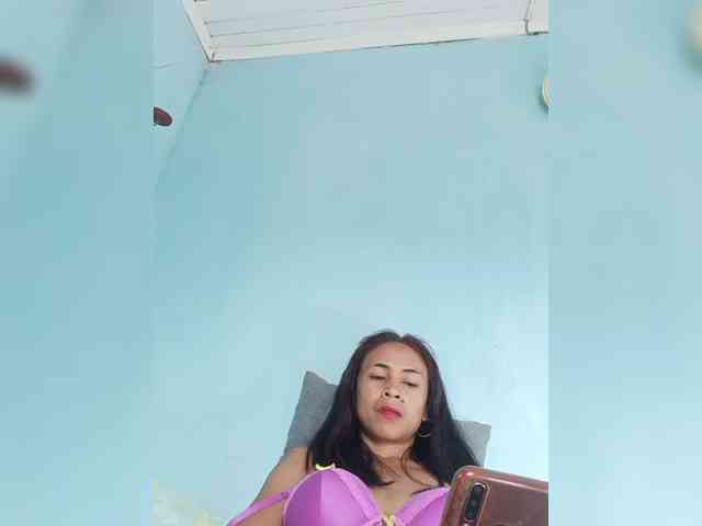 Reinewallashy3 webcam