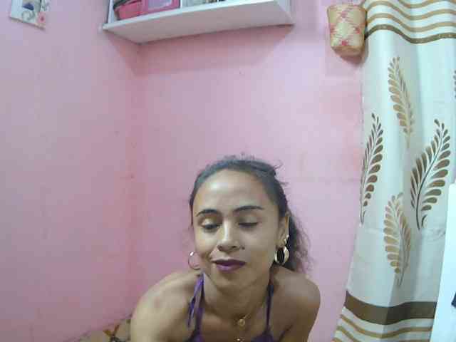 Reinewallashy3 webcam