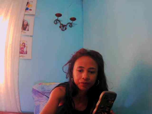 Reinewallashy3 webcam