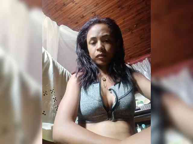 Reinewallashy3 webcam