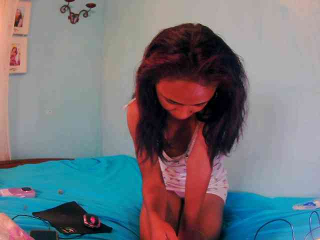 Reinewallashy3 webcam