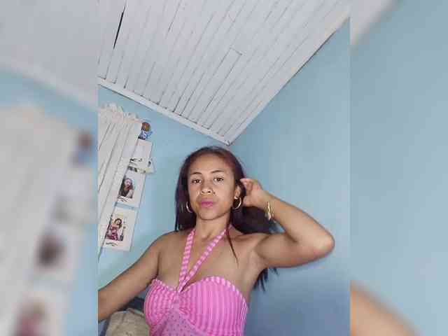 Reinewallashy3 webcam