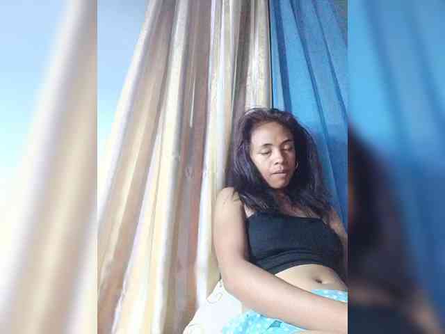 Reinewallashy3 webcam