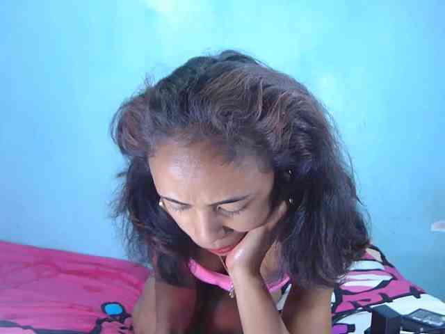Reinewallashy3 webcam