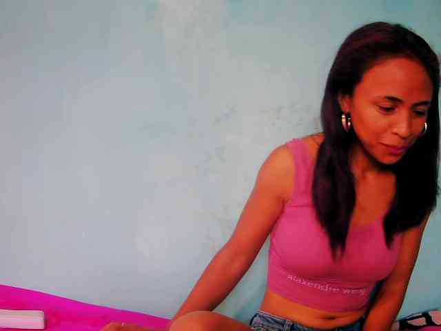 Reinewallashy3 webcam