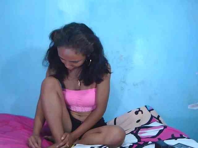 Reinewallashy3 webcam
