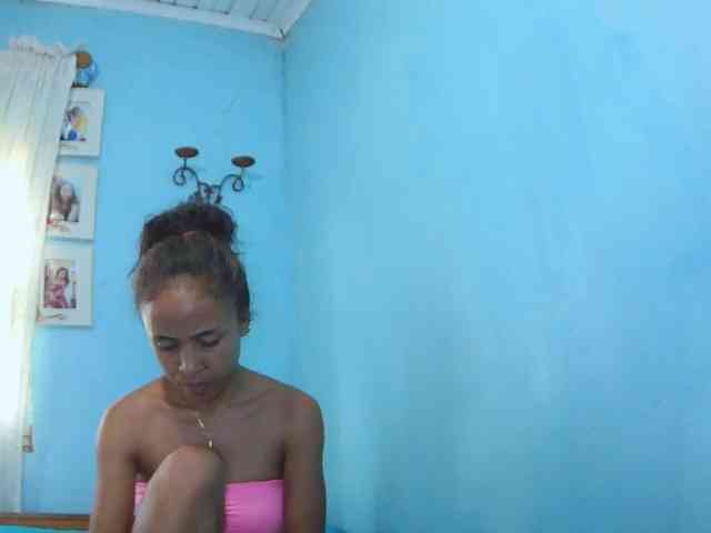 Reinewallashy3 webcam