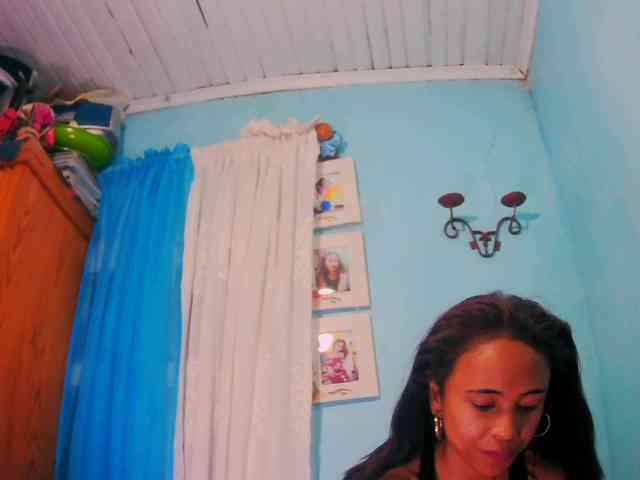 Reinewallashy3 webcam